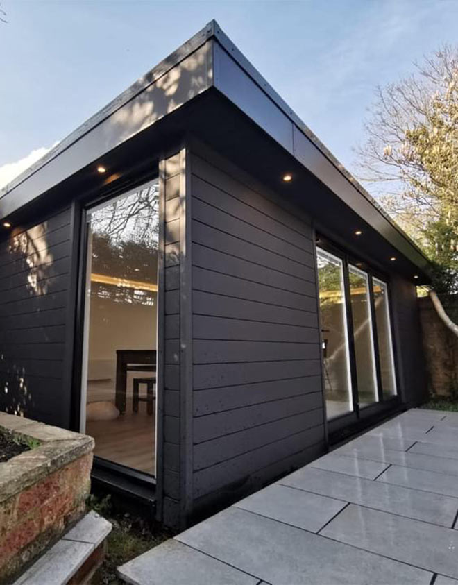 Garden Room With Grey Composite Cladding - Assured Compsoite